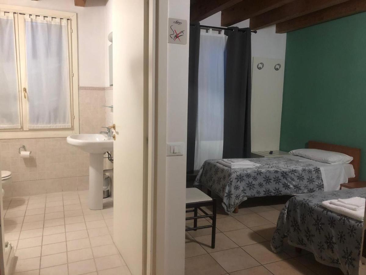 Отель Il Borgo Модена Экстерьер фото